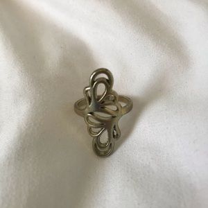 Claire’s Gold Ring